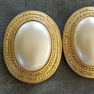 VALENTINO Gold BIG OVAL Clip-On Earrings V-Logo